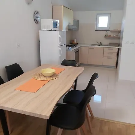 Apartment Niko