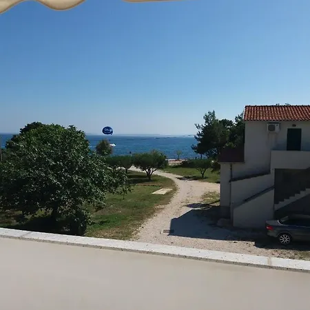 Apartment Niko *