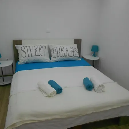 Apartment Niko Vir