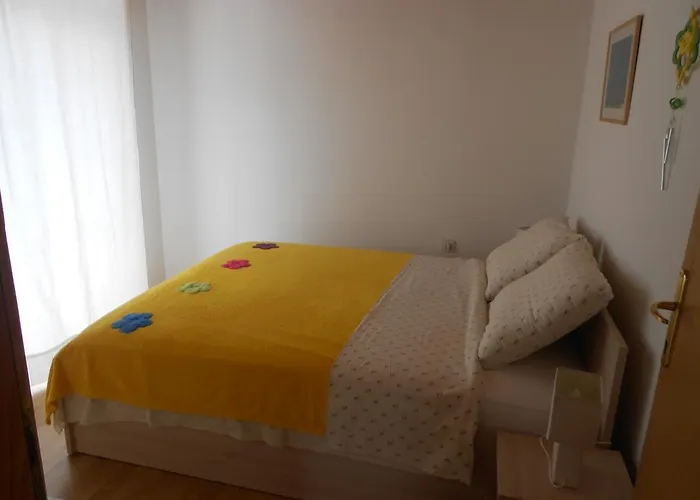 Apartamento Niko Vir